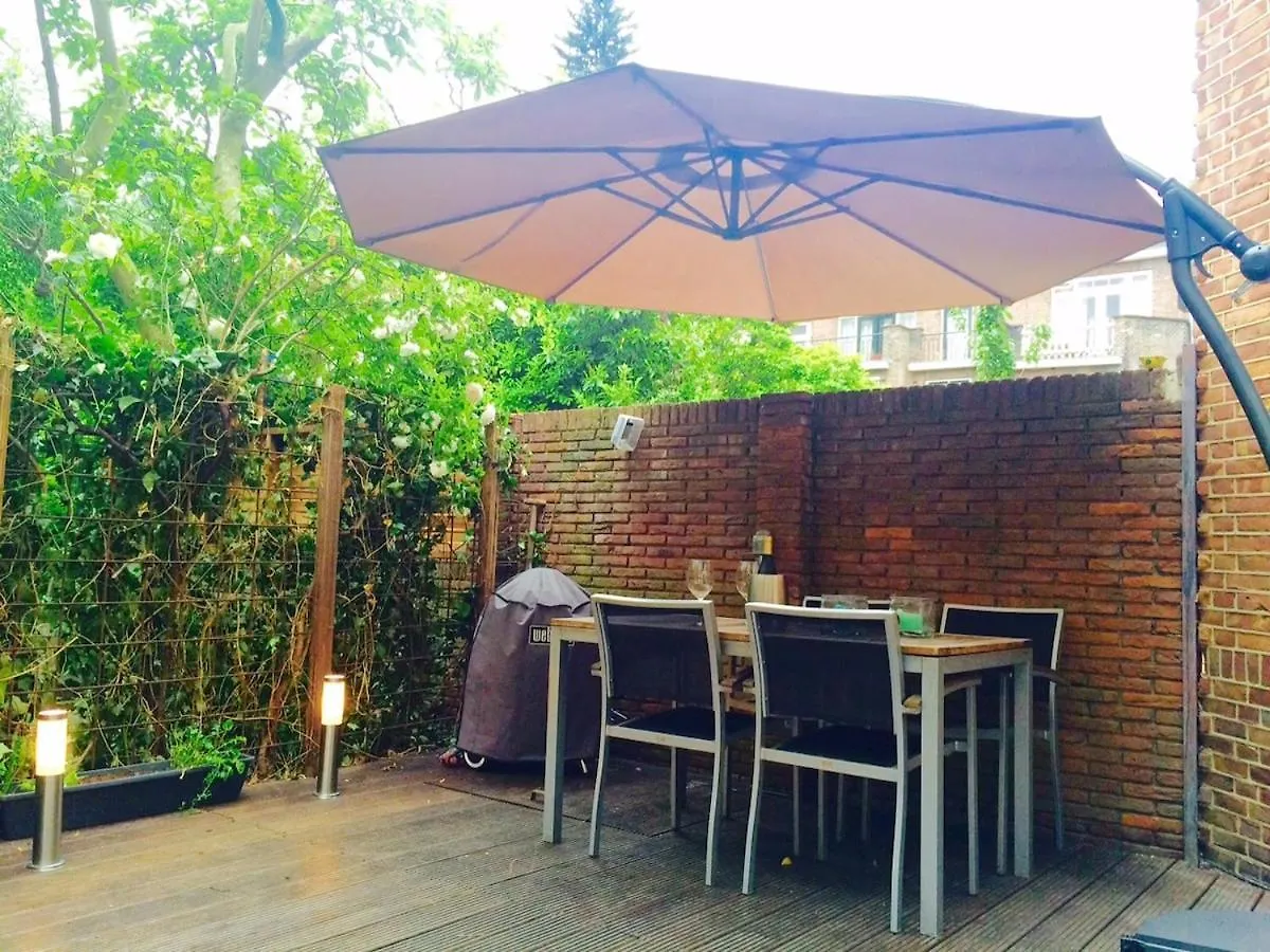 Apartment Spacious Familyhouse With Garden In Amsterdam Zuid