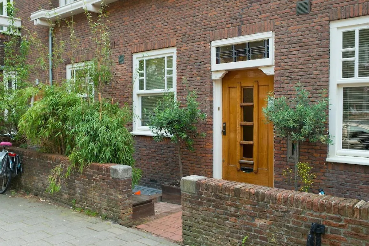 Apartment Spacious Familyhouse With Garden In Amsterdam Zuid